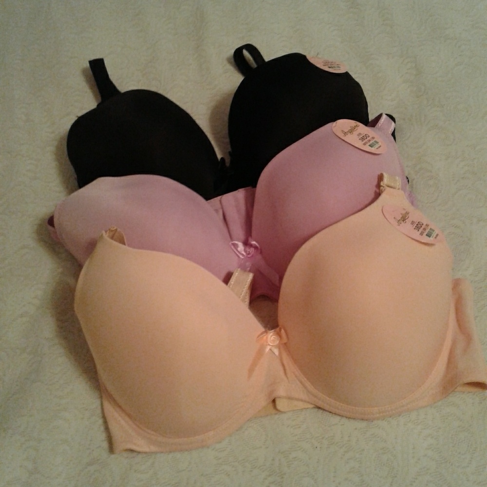 🌺 NWT Lot of 3 Angelina Lightly Padded Bras